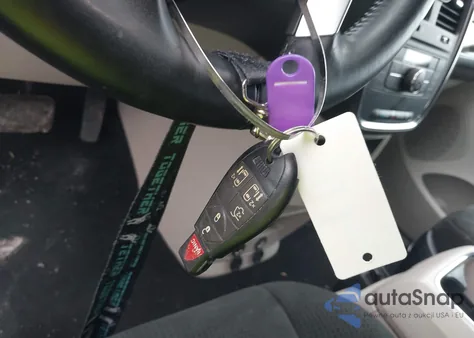 2012 Chrysler Town & Country Touring from USA, damaged, VIN 2C4RC1BG2CR117037